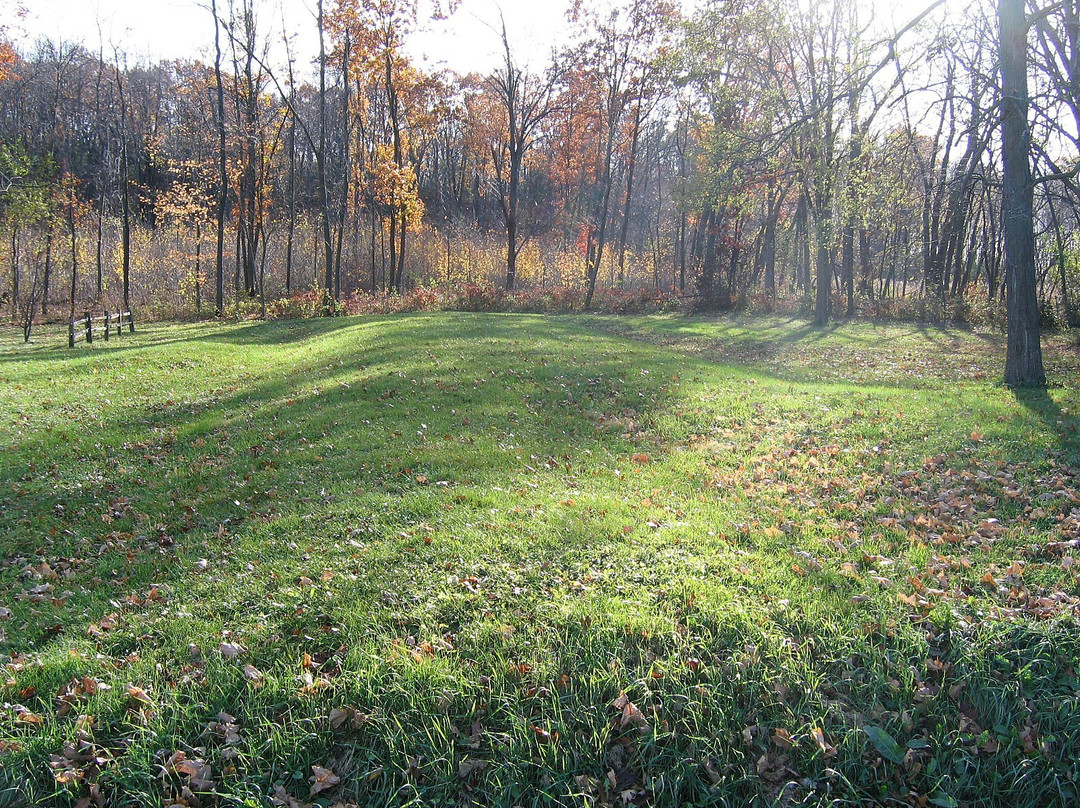 Historical Man Mound-巴拉布必去景点