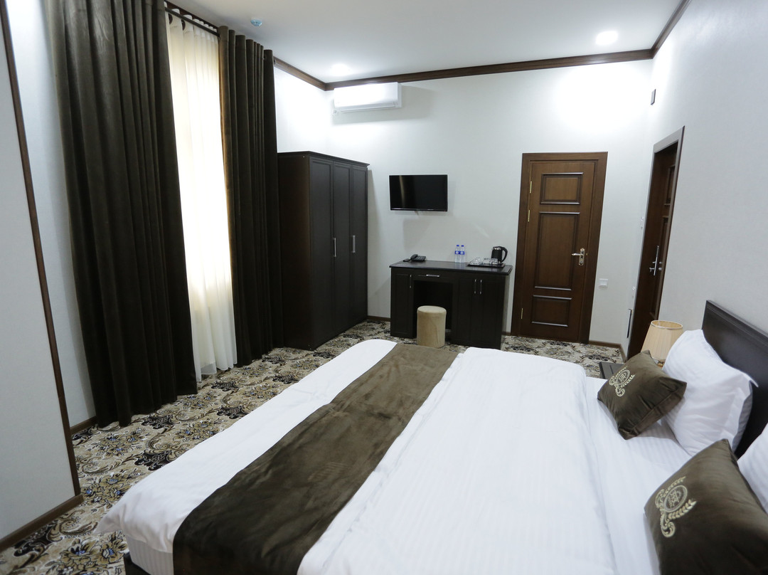 Ark Hotel主图