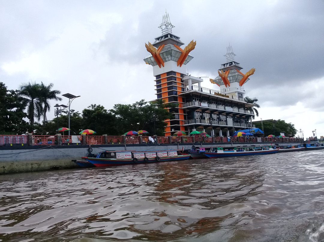 Siring Watch Towers Martapura River景点图片