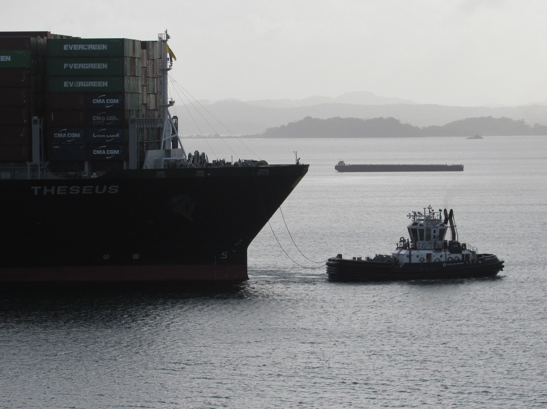 Gatun Lake景点图片