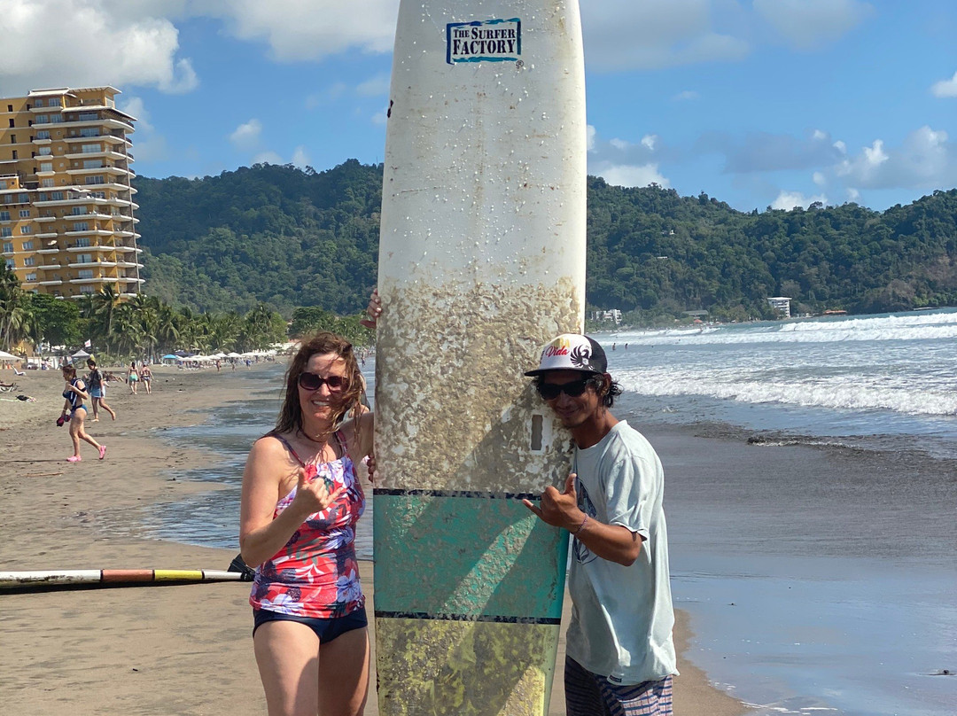 Tico Surf Lessons景点图片