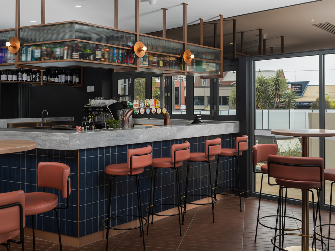 Nautica Pool Bar & Kitchen