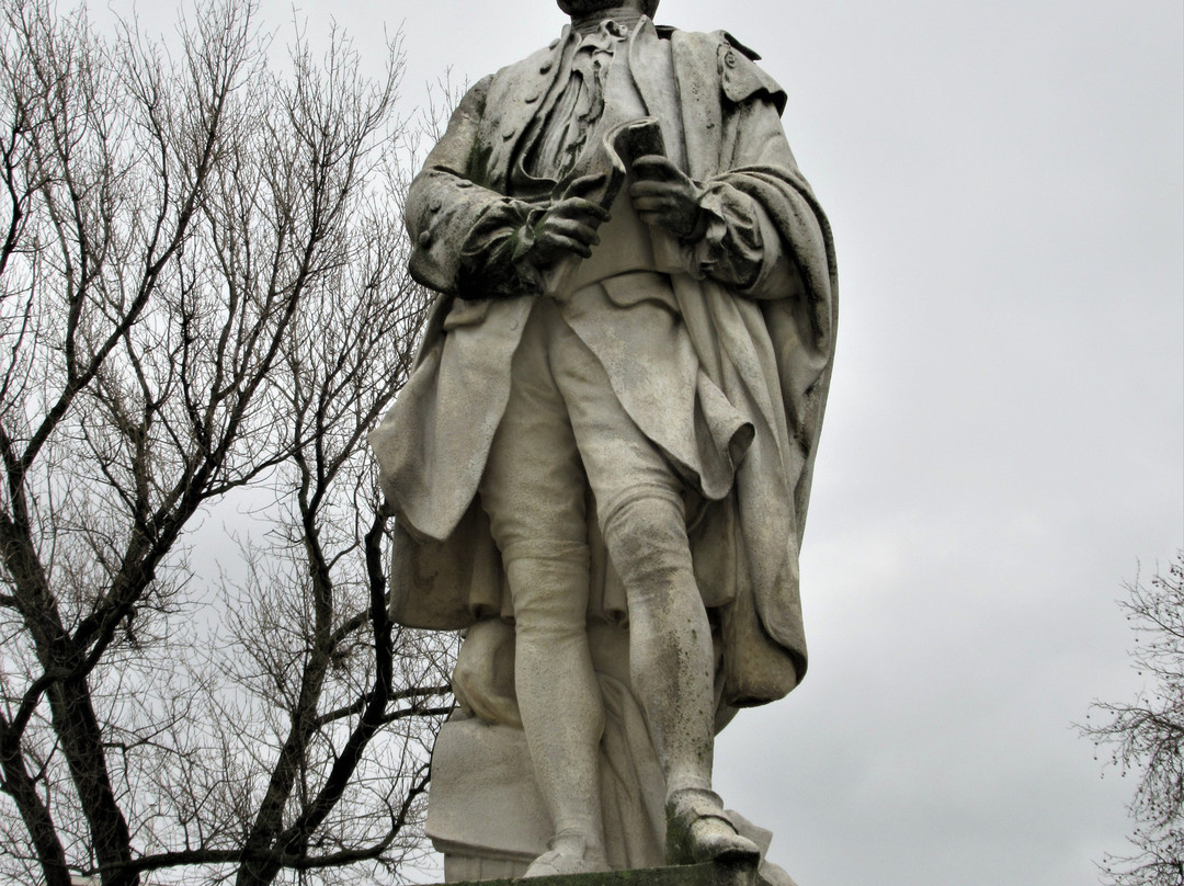 Statue de Claude Bourgelat景点图片