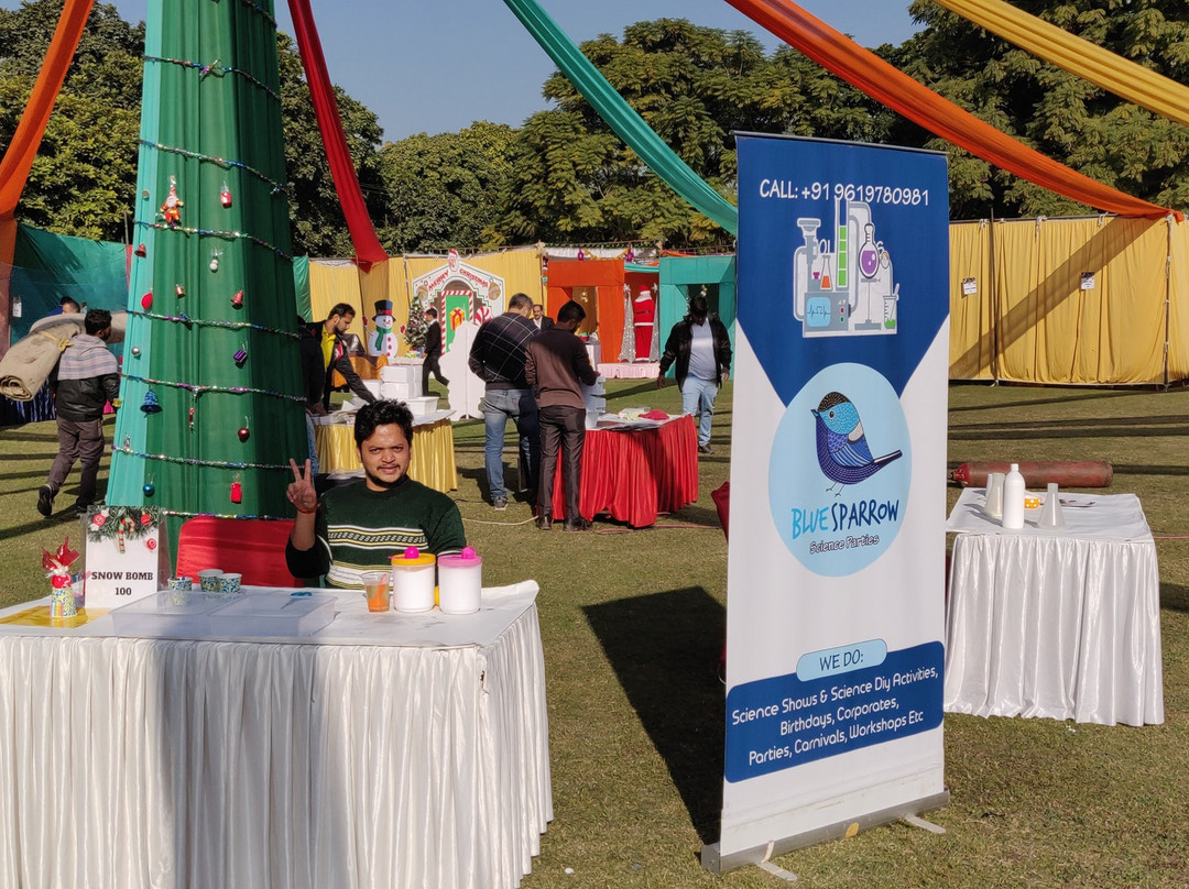 Hotel Pallavi West主图