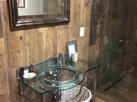 银石赛道旅馆主图