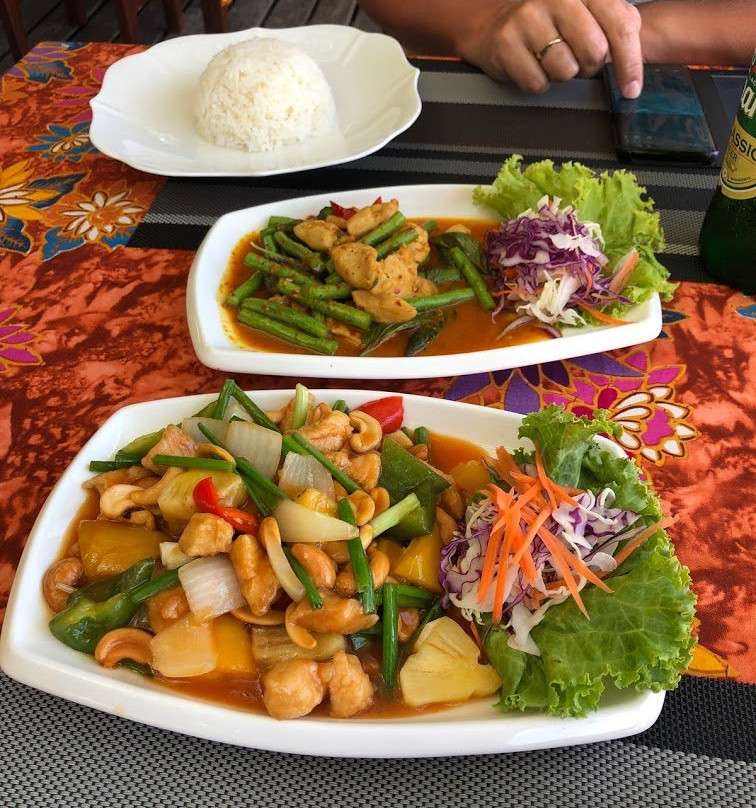 Thiw Son Beach Resort主图