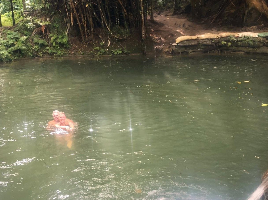 La-gaan Falls-拉孜必去景点