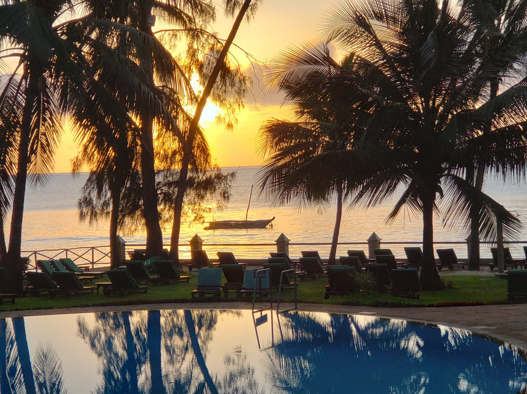 Neptune Beach Resort主图