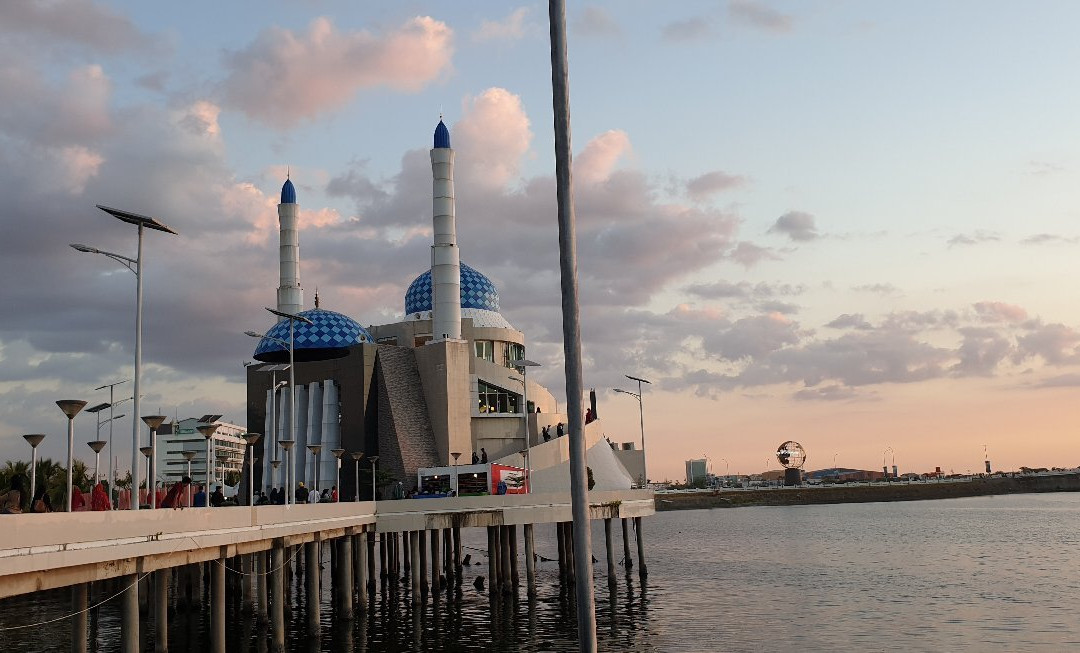Mosque Amirul Mukminin-孟加锡必去景点