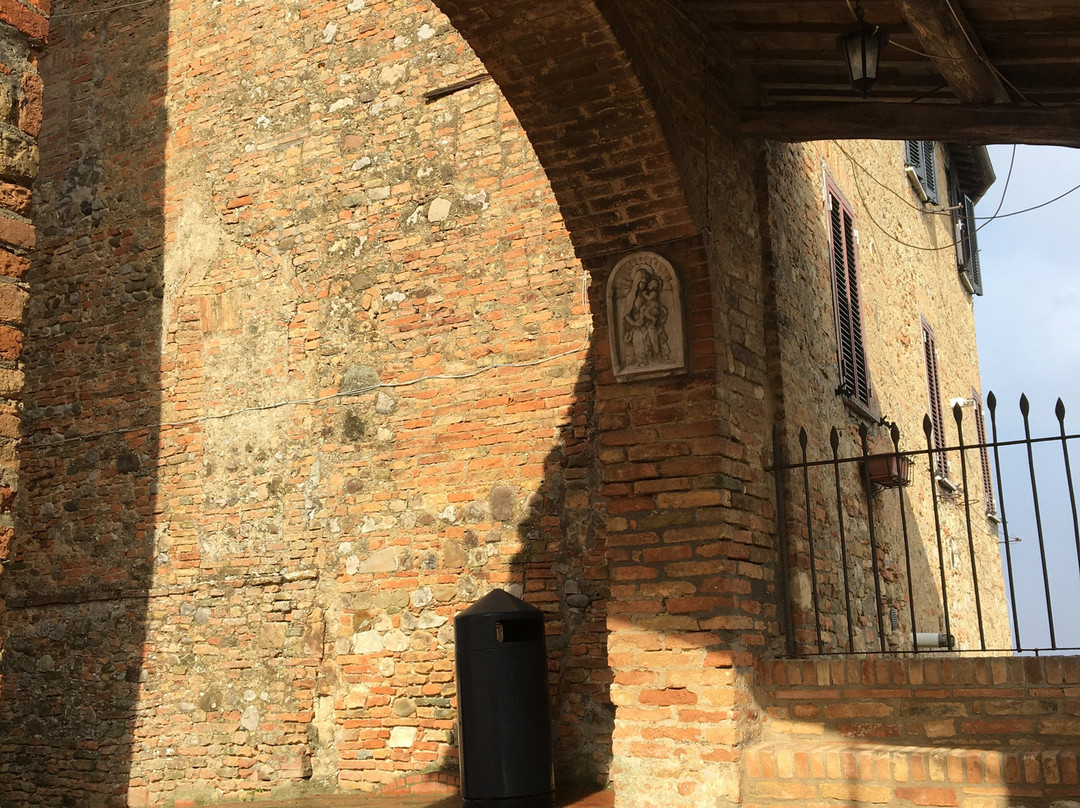 Castello di Fabro-法布罗必去景点