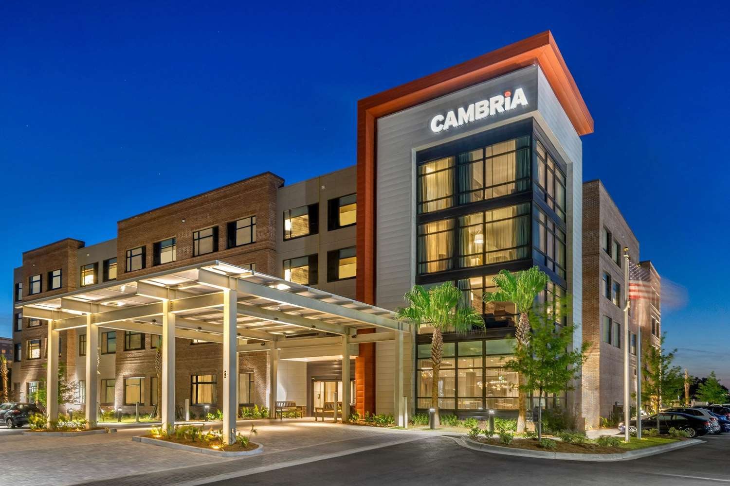 Cambria Hotel Charleston Riverview-官方