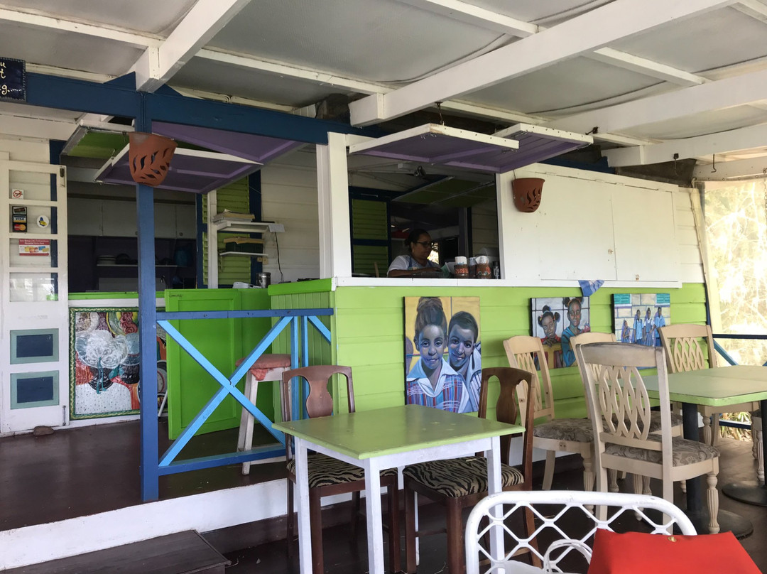 On The Wall Art Gallery