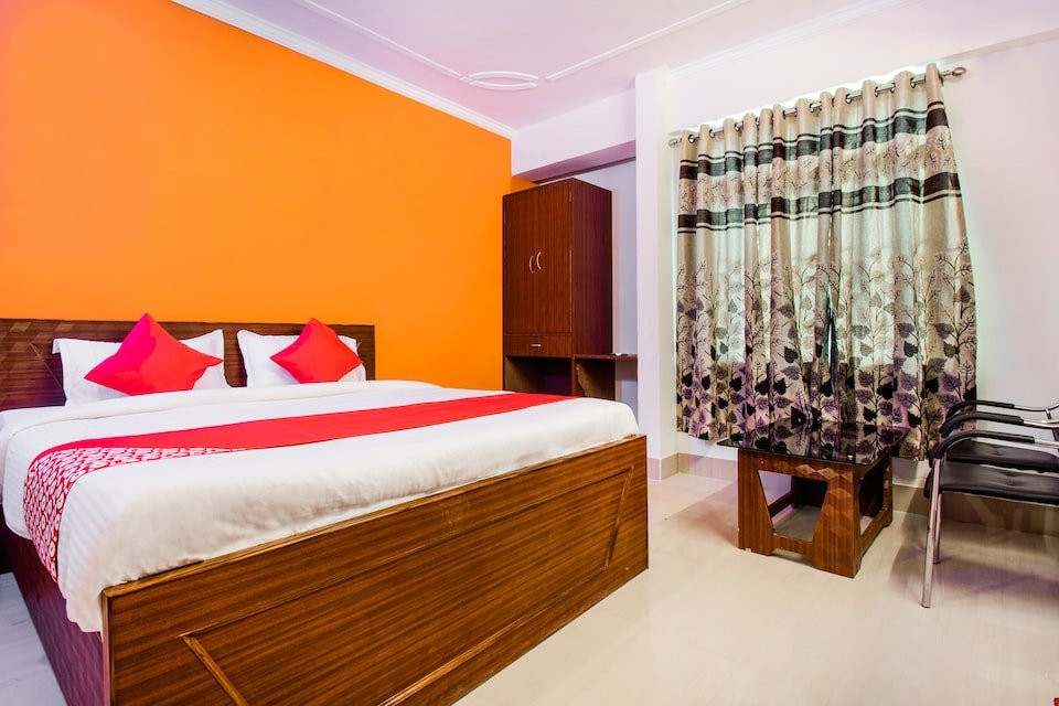 OYO 27616 Hotel Mega Royal主图