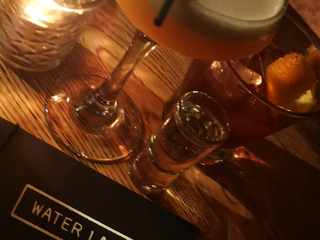 Water Lane Lounge & Cellar Bar景点图片