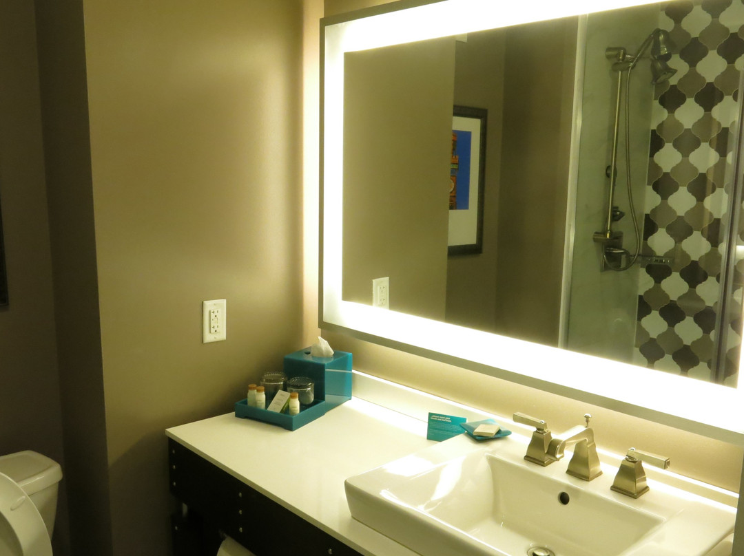 维朗山酒店主图