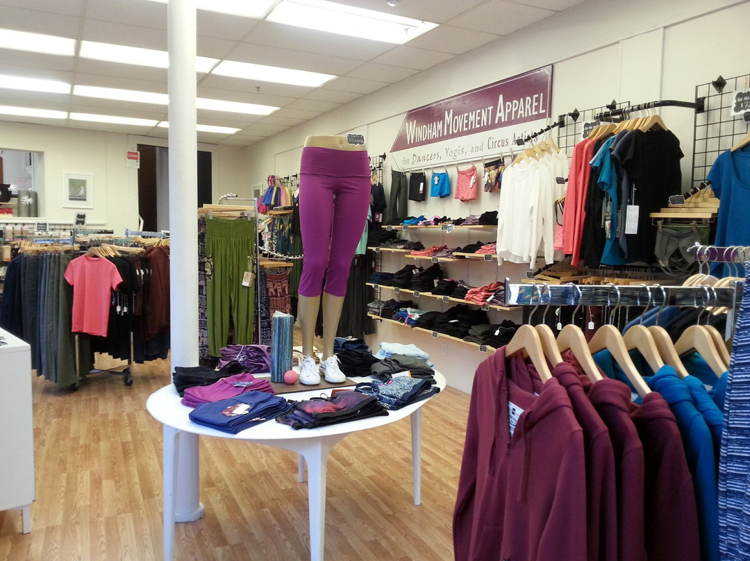 Windham Movement Apparel-布拉特尔伯勒必去景点