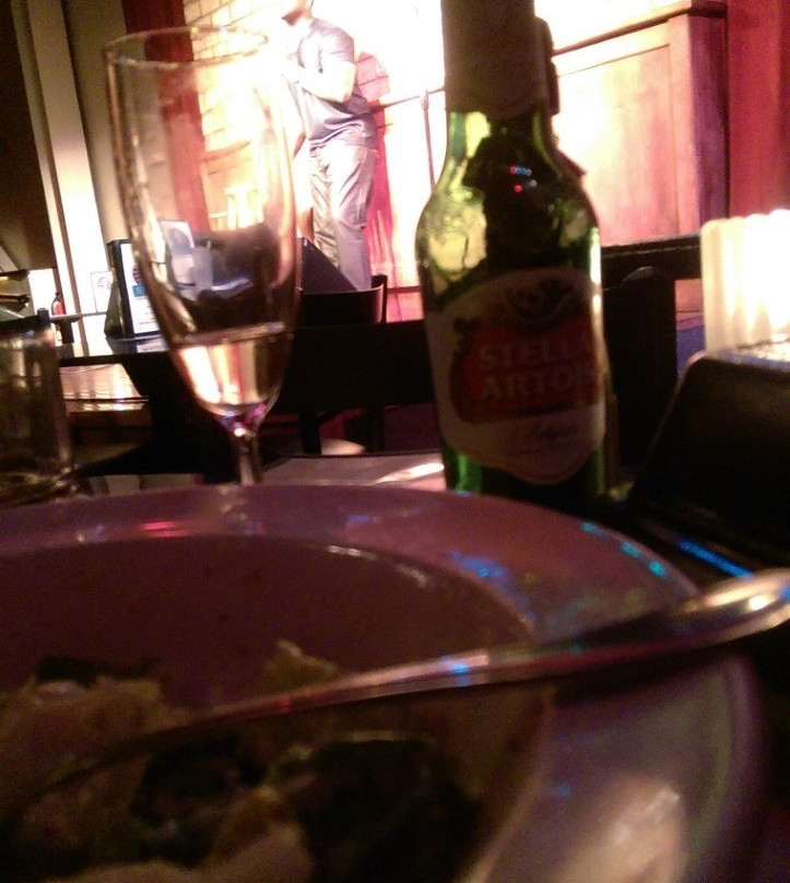 Manakin Sabot旅游景点-Funny Bone Comedy Club & Restaurant