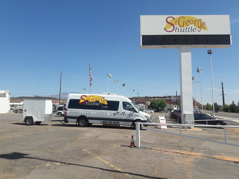 St. George Shuttle-圣乔治必去景点