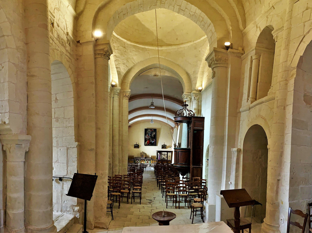 Eglise Saint-Saturnin-Chouppes必去景点