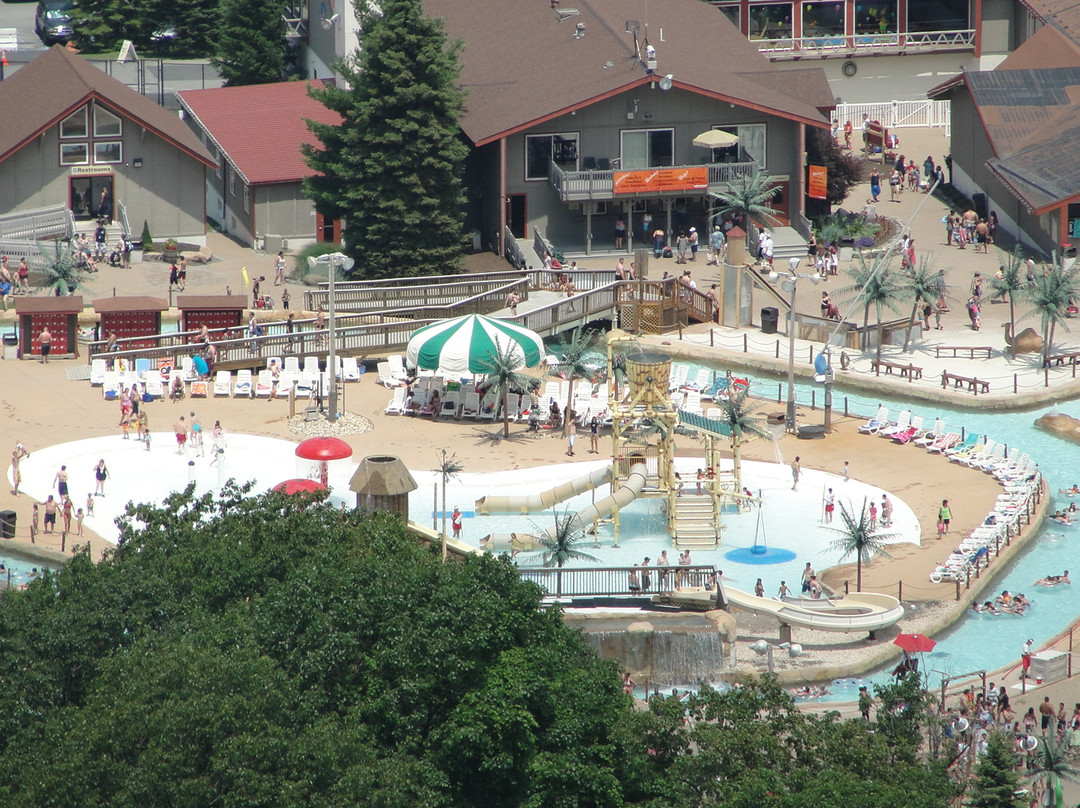 Camelbeach Mountain Waterpark景点图片