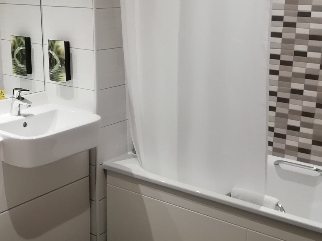 Premier Inn Staines-upon-Thames hotel主图