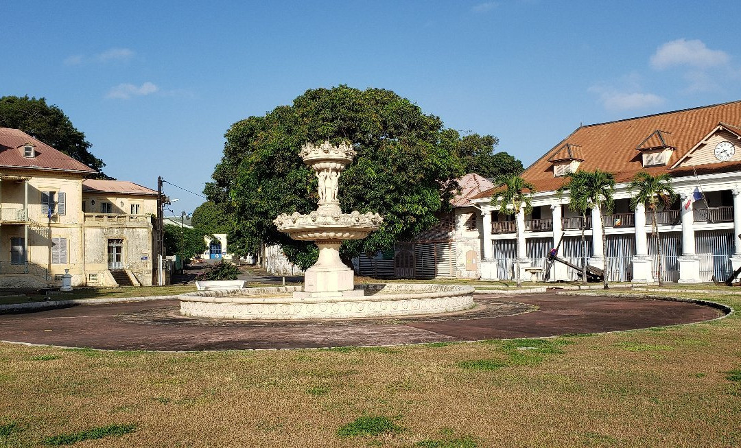 Fontaine De Montravel景点图片