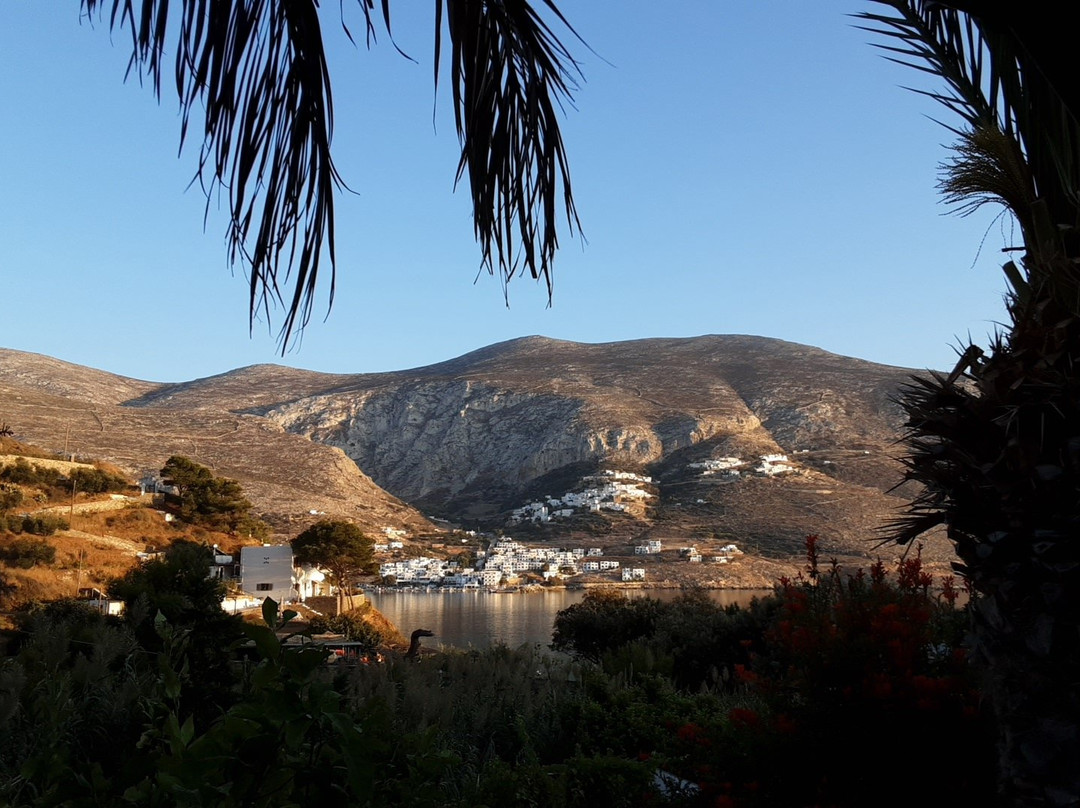 Levrossos Beach Apartments主图