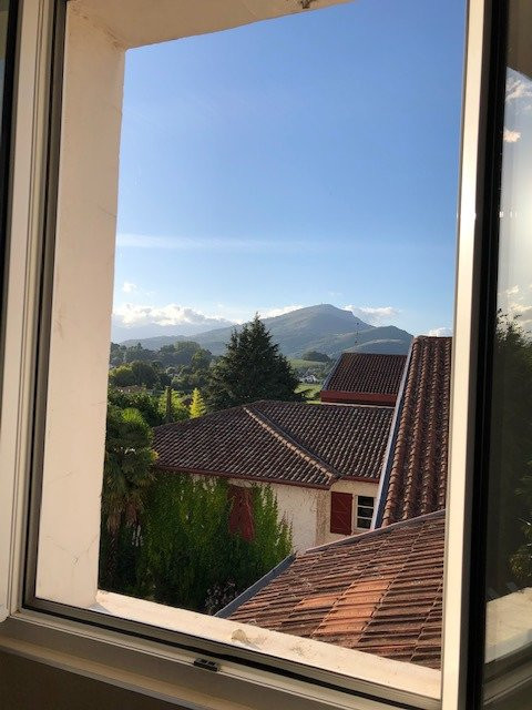 Hotel Les Pyrenees主图