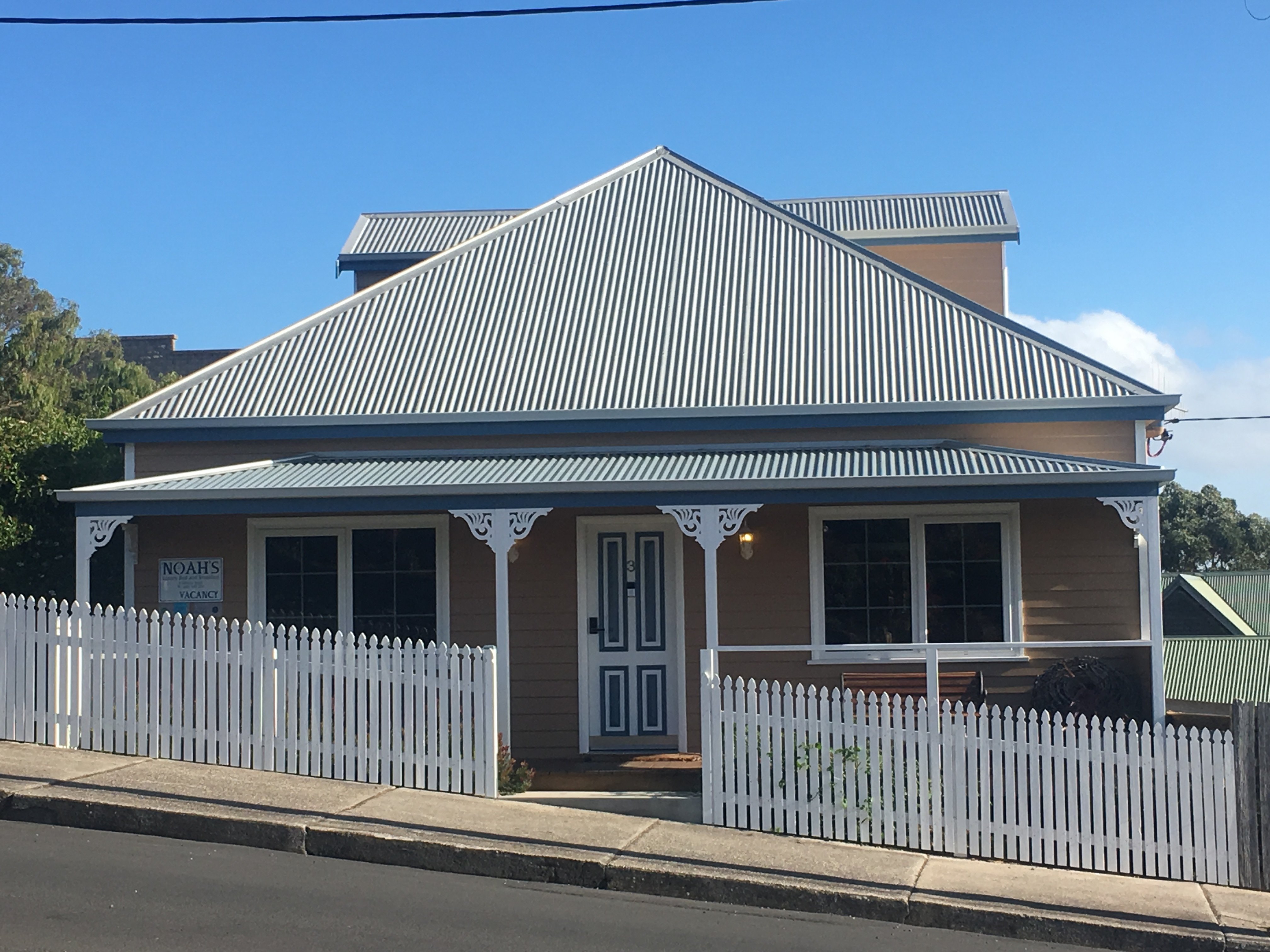 Noah's B&B-官方