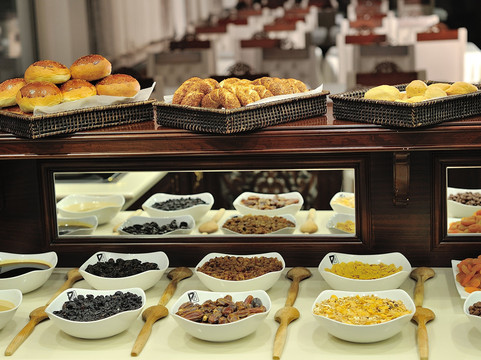 阿卡其利酒店主图