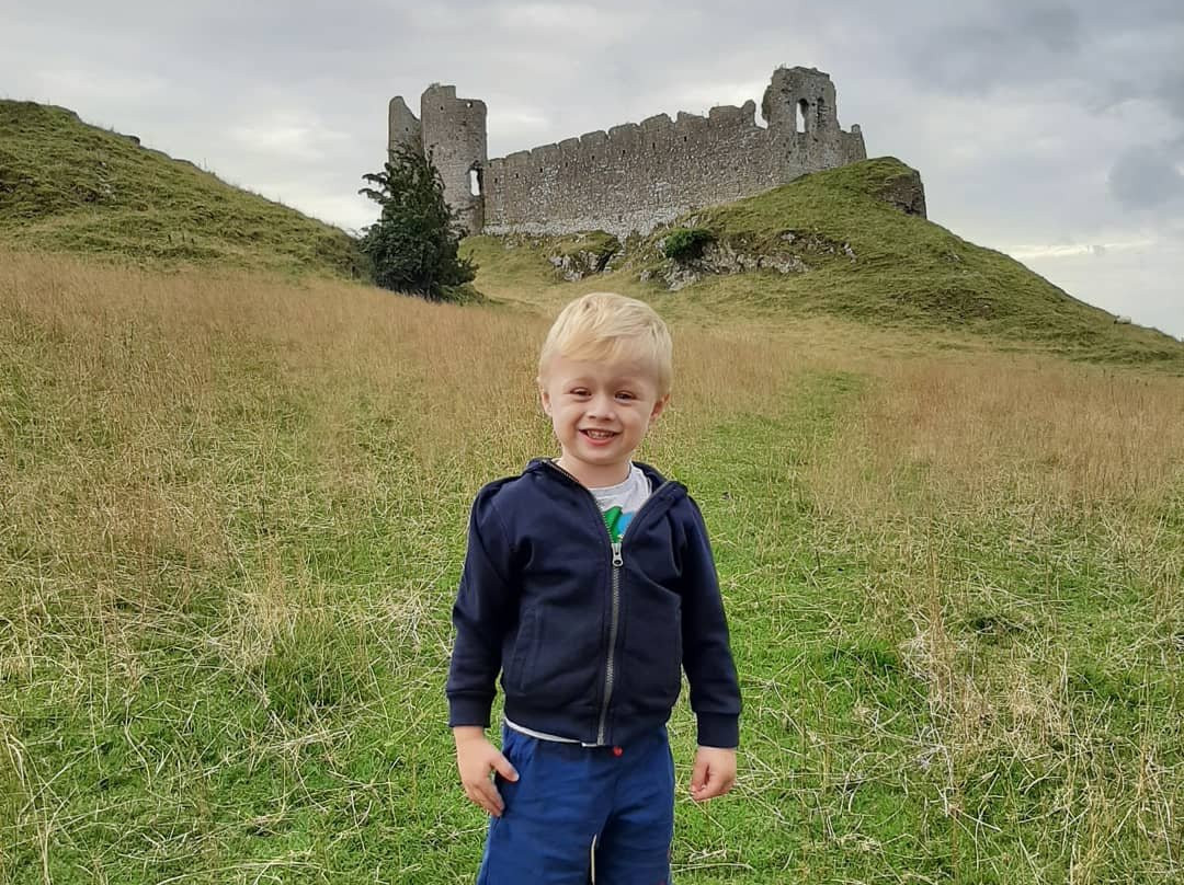 Castle Roche-Dundalk必去景点