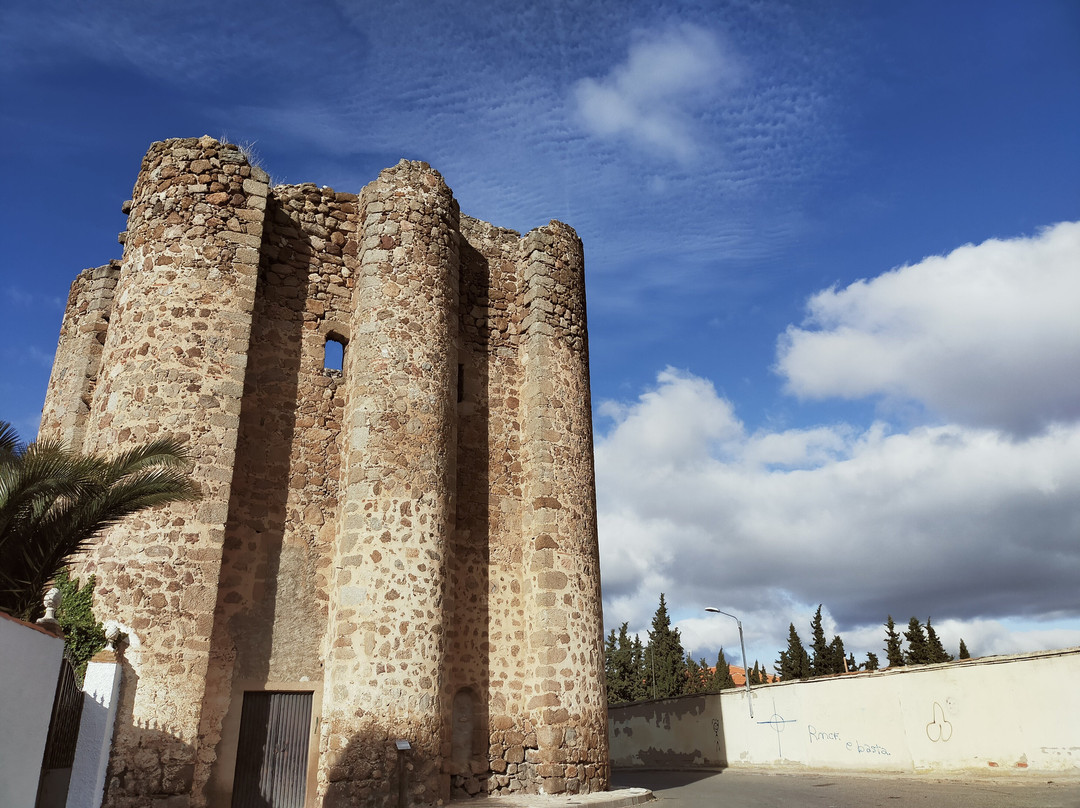 Castillo de Polan景点图片