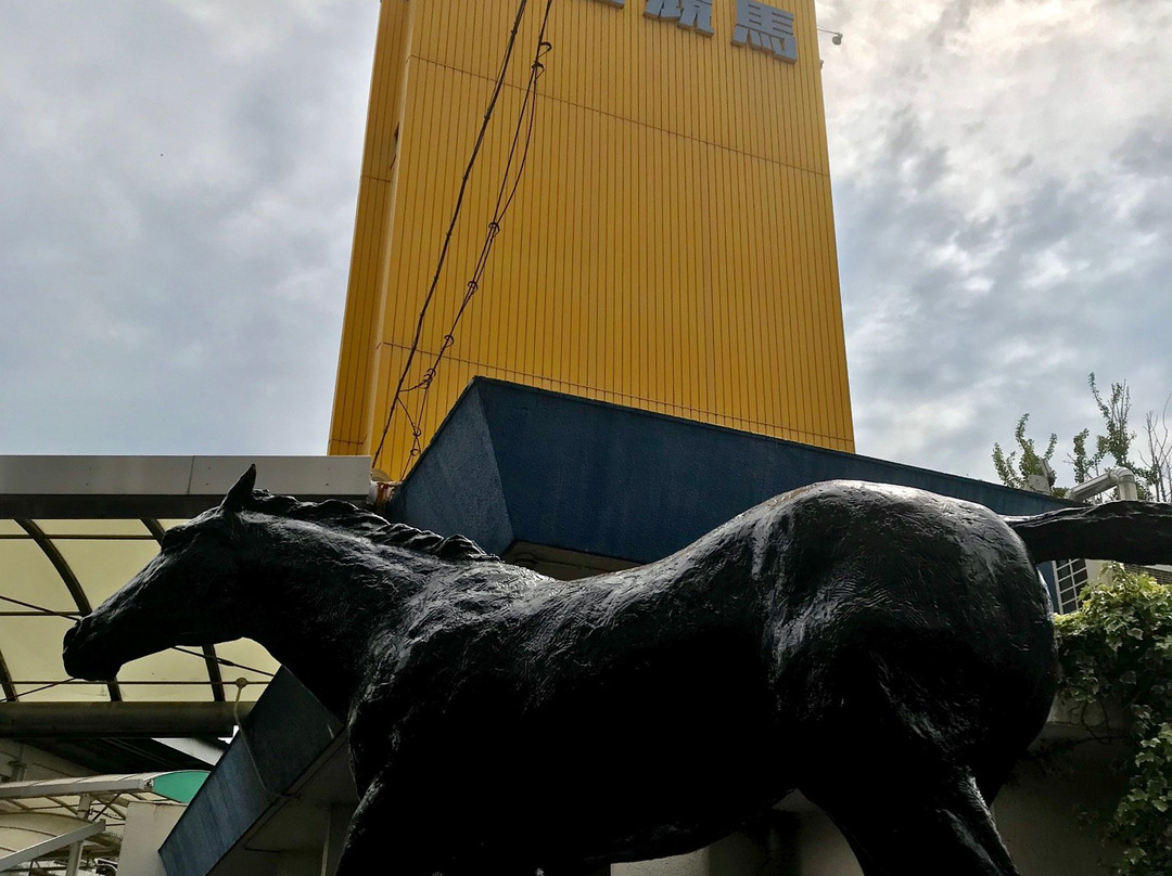 Oguri Cap Statue-笠松町必去景点