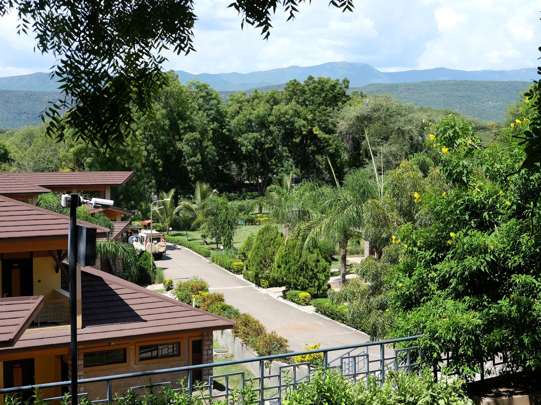 岛营地巴林戈豪华帐篷旅馆主图