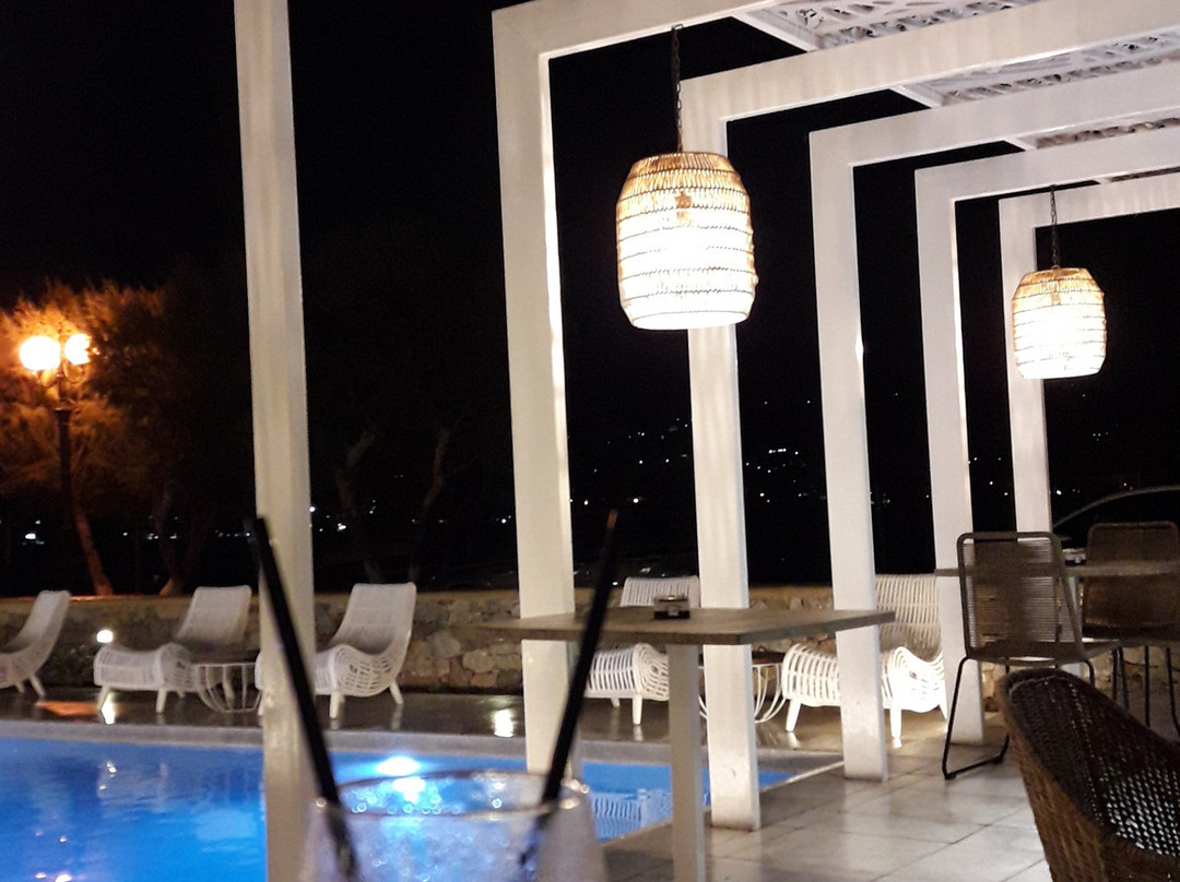 Alidian Bay Suites Leros主图