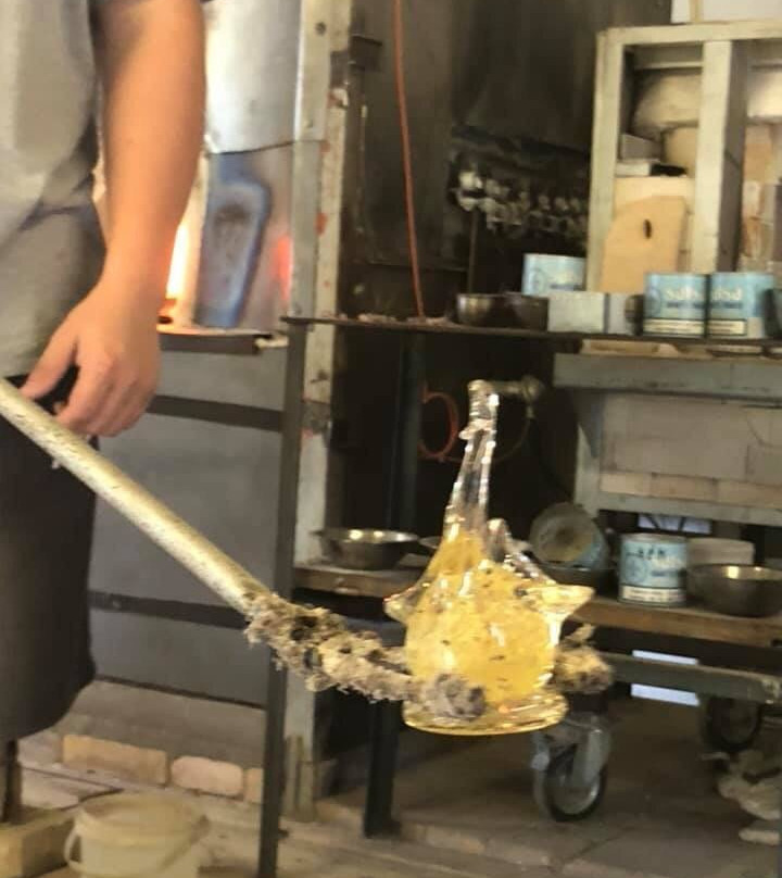 Art Glass Parad Kft景点图片
