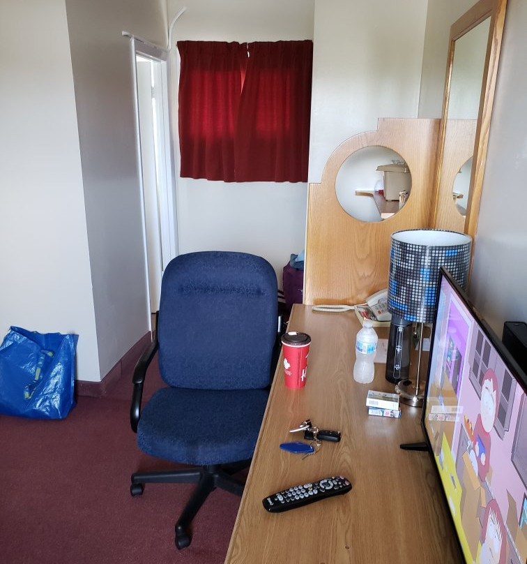 Trunk Road Motel主图