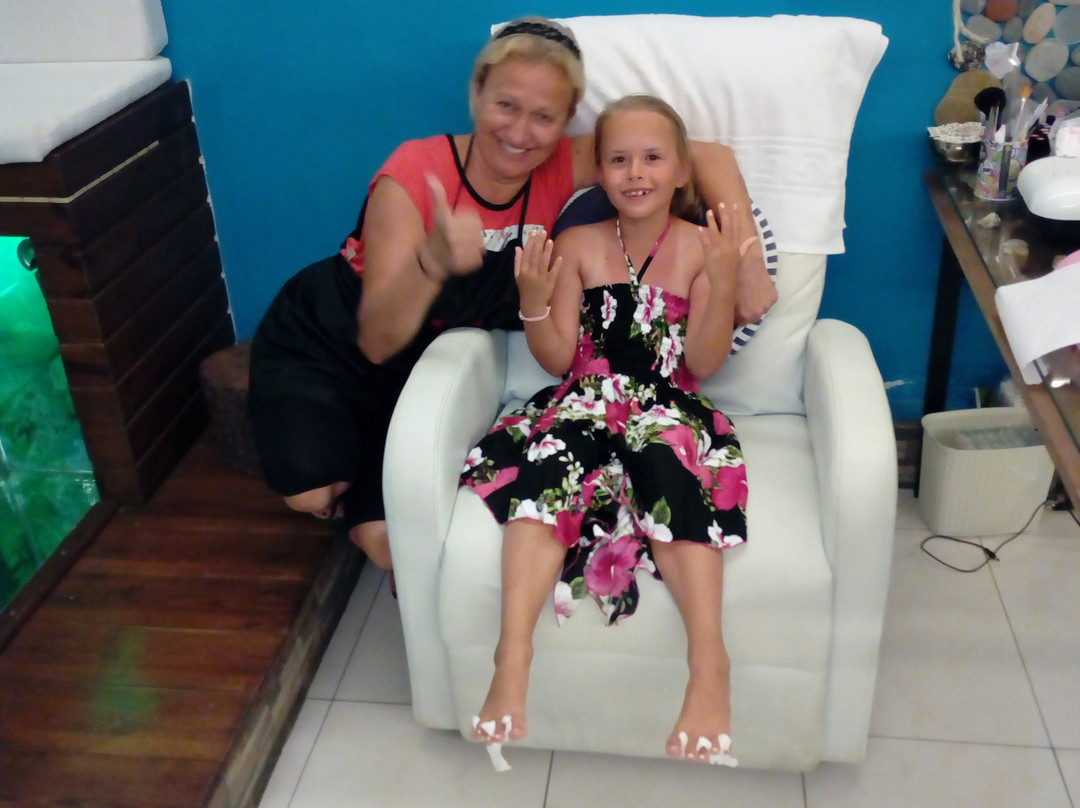 Fish Spa Perla-Stalos必去景点