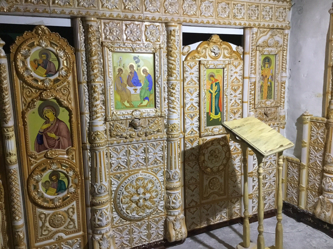 Kholki Holy Trinity Monastery景点图片
