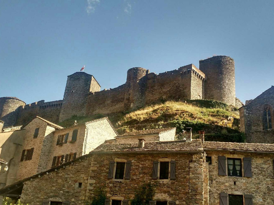 Auberge St Fleuret主图