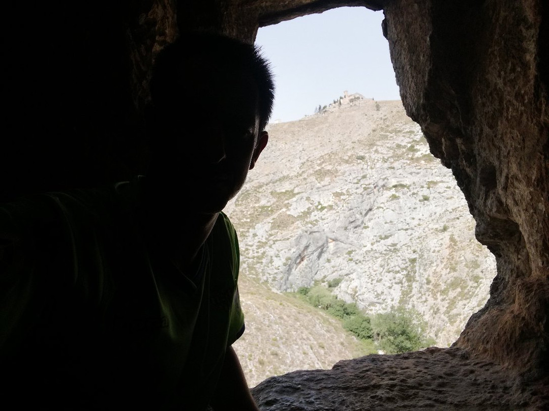 Moorish Caves景点图片