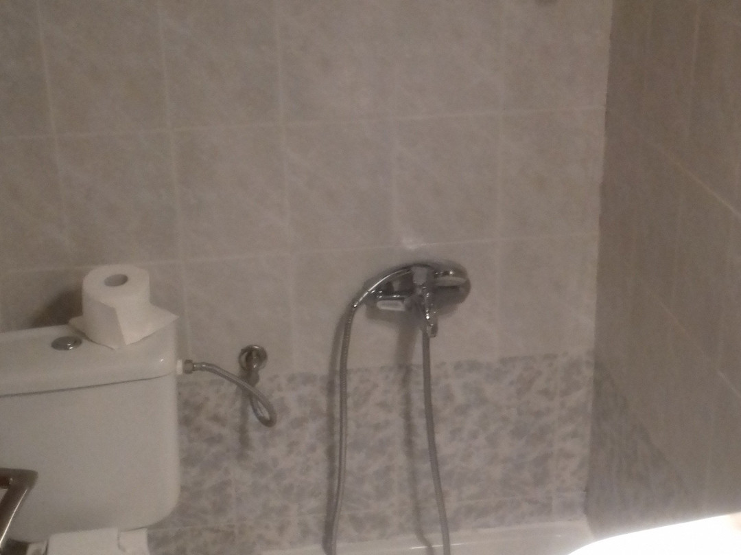 莉莉安乡村酒店主图