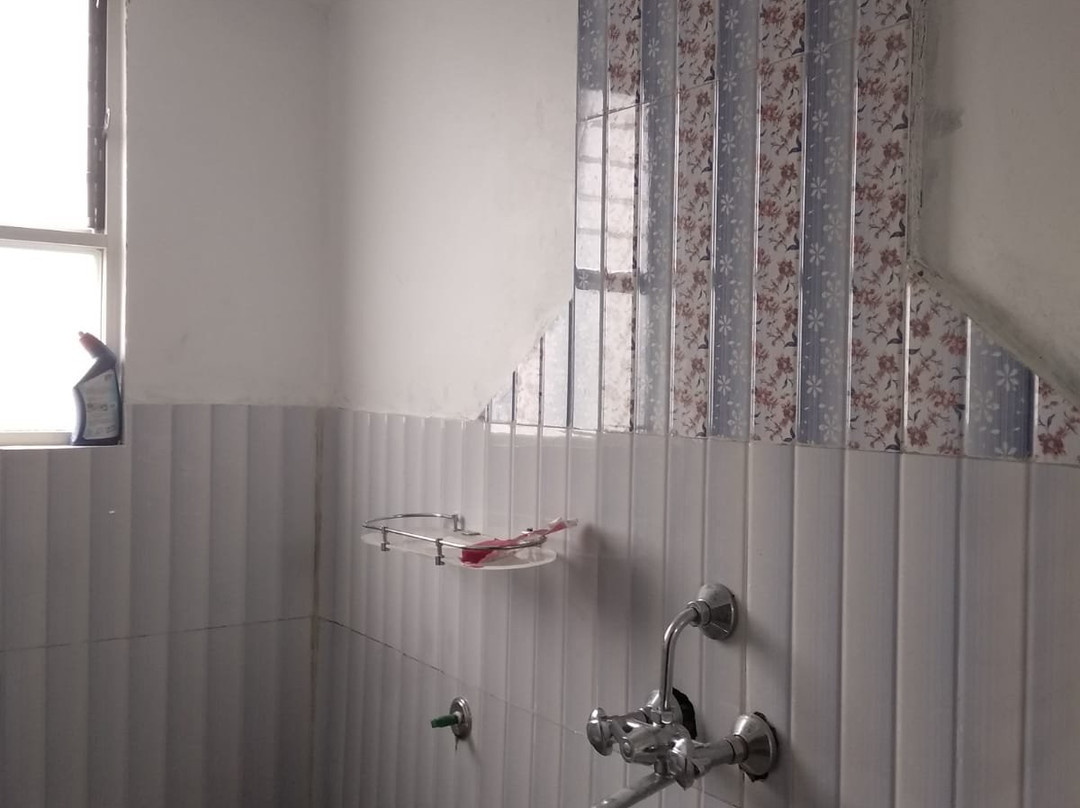 Asha Hotel & Restaurant主图