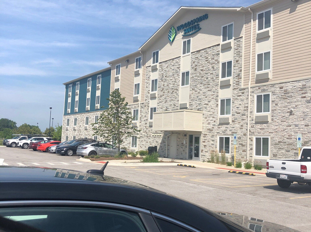 芝加哥丁雷公园伍德斯普林套房酒店主图