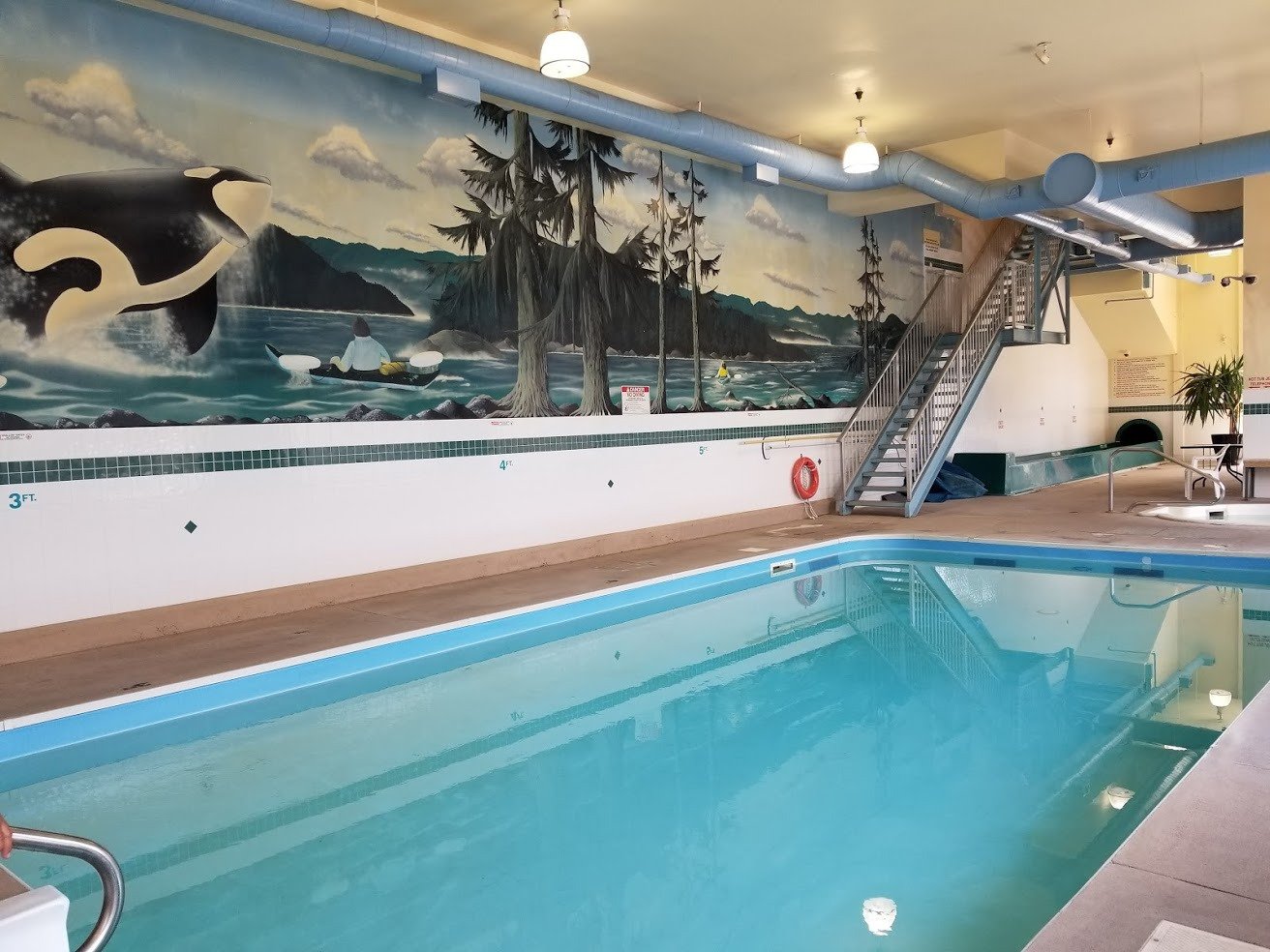 Ramada Limited Merritt-泳池