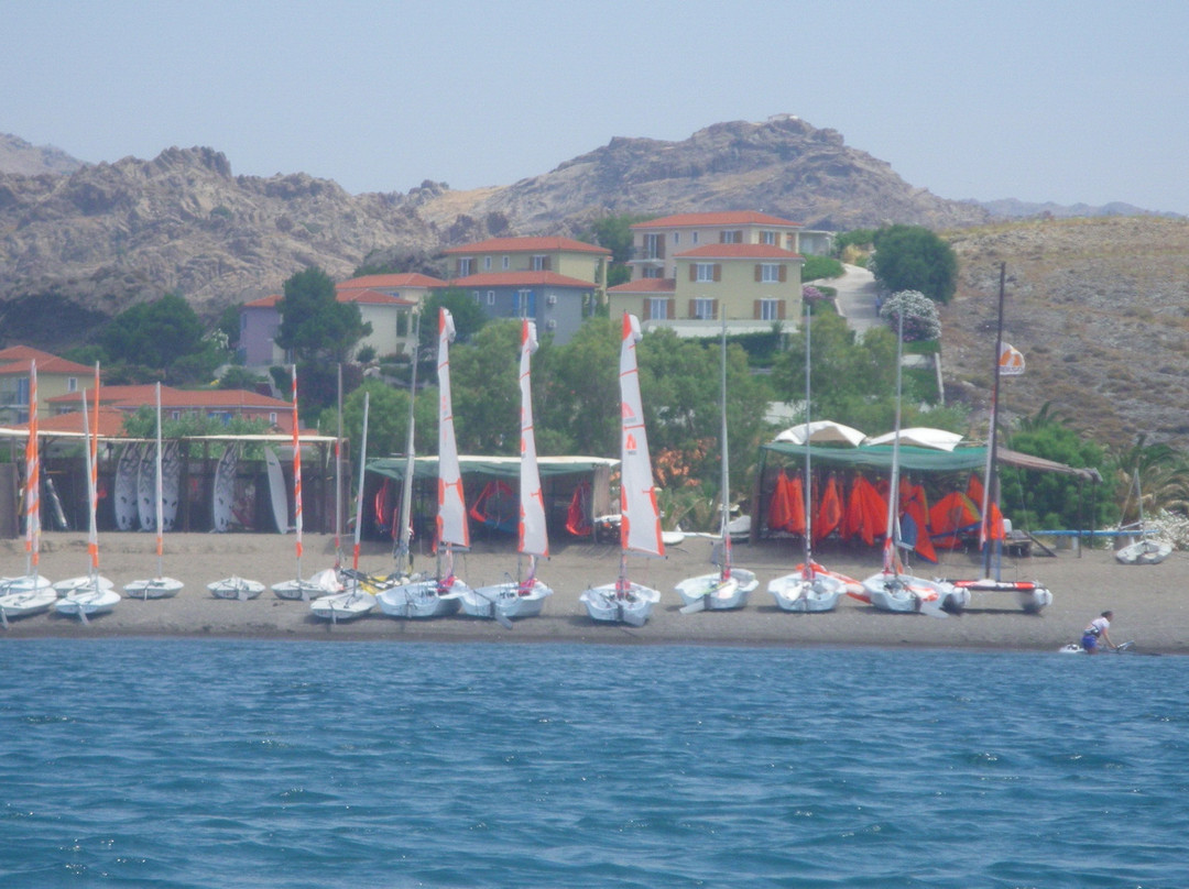 Aeolian Village Beach Resort主图