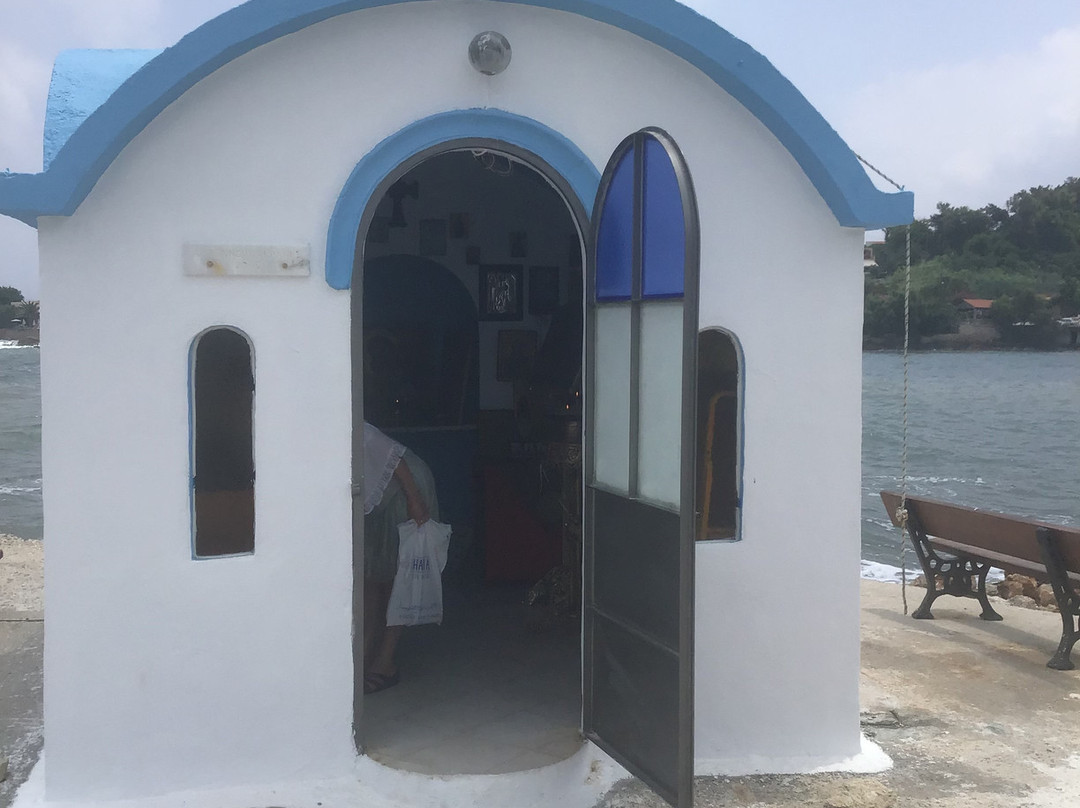 Naos Agios Dionysios景点图片
