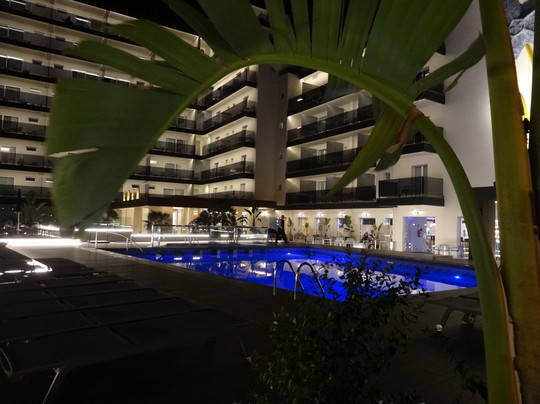 伊甸园酒店主图