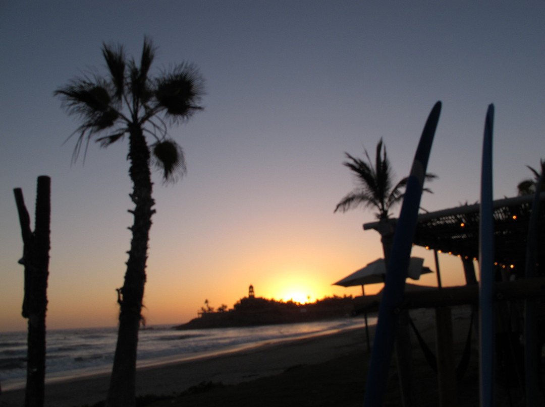 Cerritos Surf Town主图