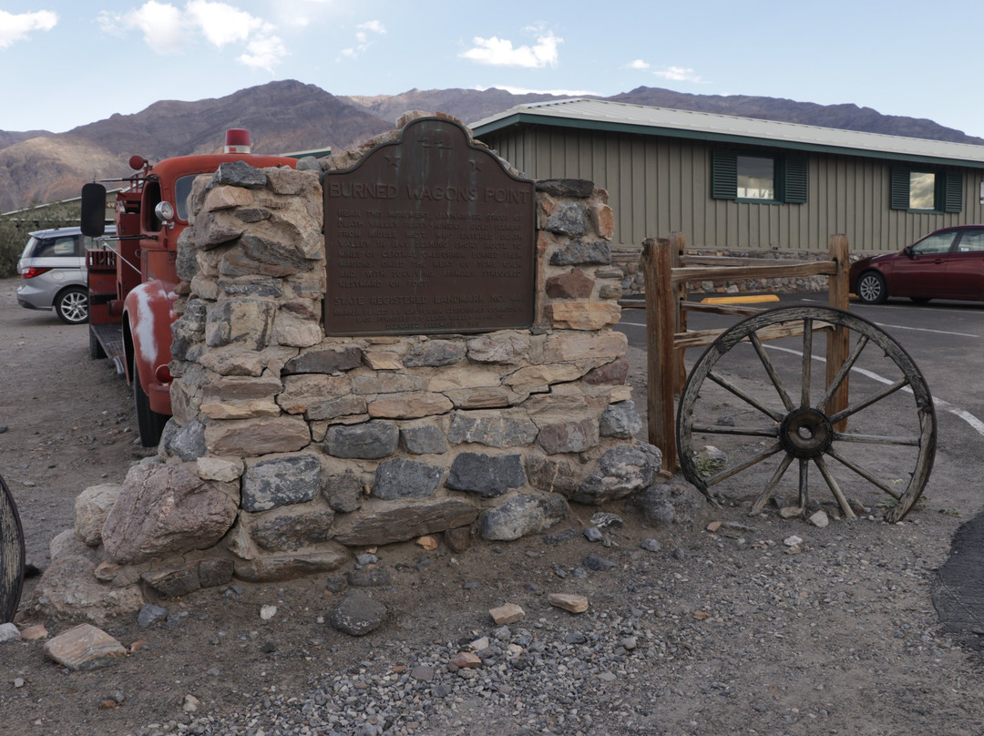 Burned Wagons Point-Stovepipe Wells必去景点